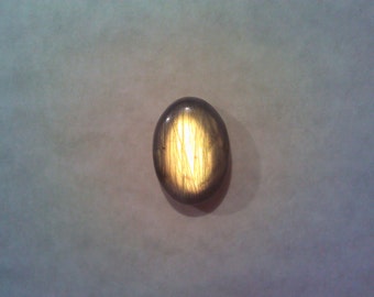 Round, Colour Change Labradorite, Spectrolite 13x18 calibrated Cabochon, orange gold to green X008