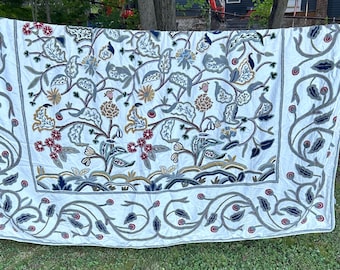 Vintage Crewel Embroidered Bed Cover