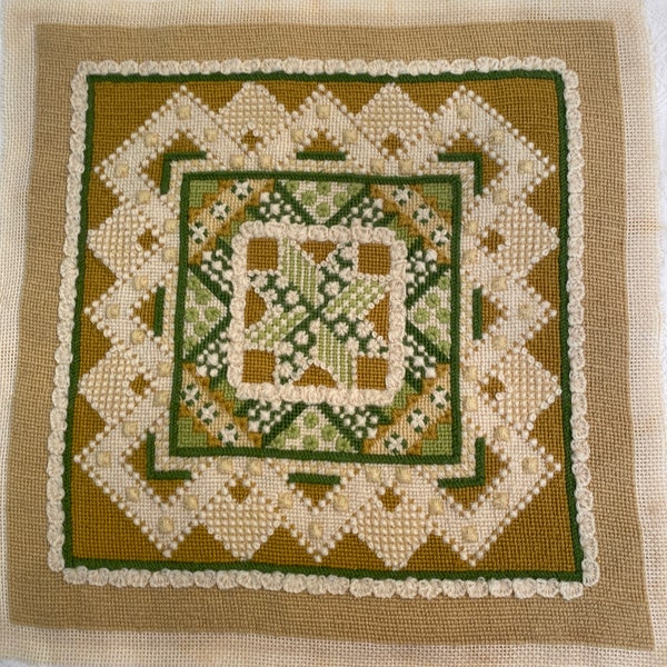 Needlepoint in Yellow and Green Vintage 1970 Square