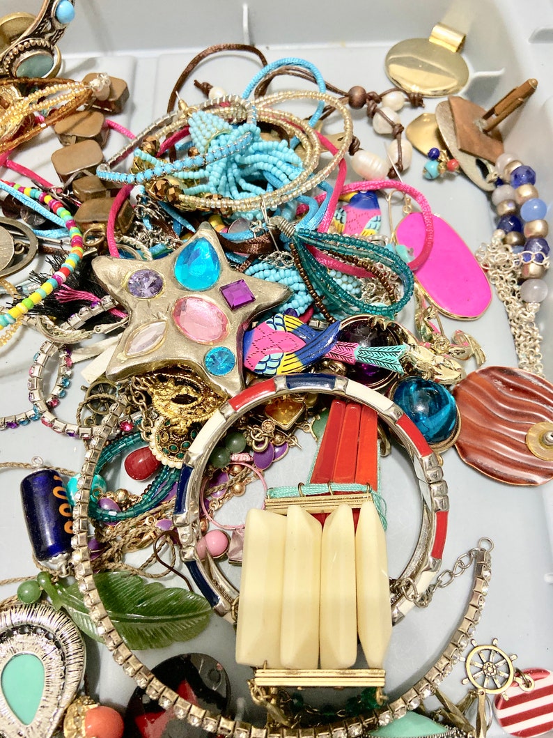 FREE SHIPPING Most Ready to Wear Repurpose Bold Color 5 Pound Lot Misc Costume Jewelry