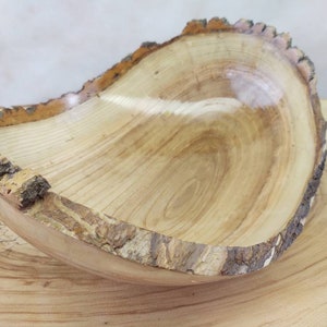 Ash wood bowl