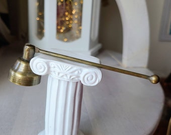 Spegnicandele vintage in ottone dorato, utensili per altare, regalo di inaugurazione della casa