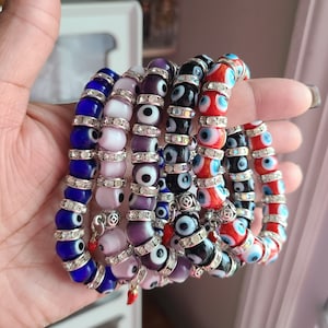 10mm Evil eye stretch bracelet, Protection bracelet, Red chili charm