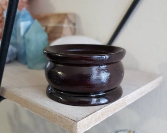 Standaard houten bol, houder kristallen bol, woondecoratie
