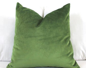 Funda de almohada de terciopelo verde hierba / Cojín decorativo de lujo / Todos los tamaños lumbares y cuadrados