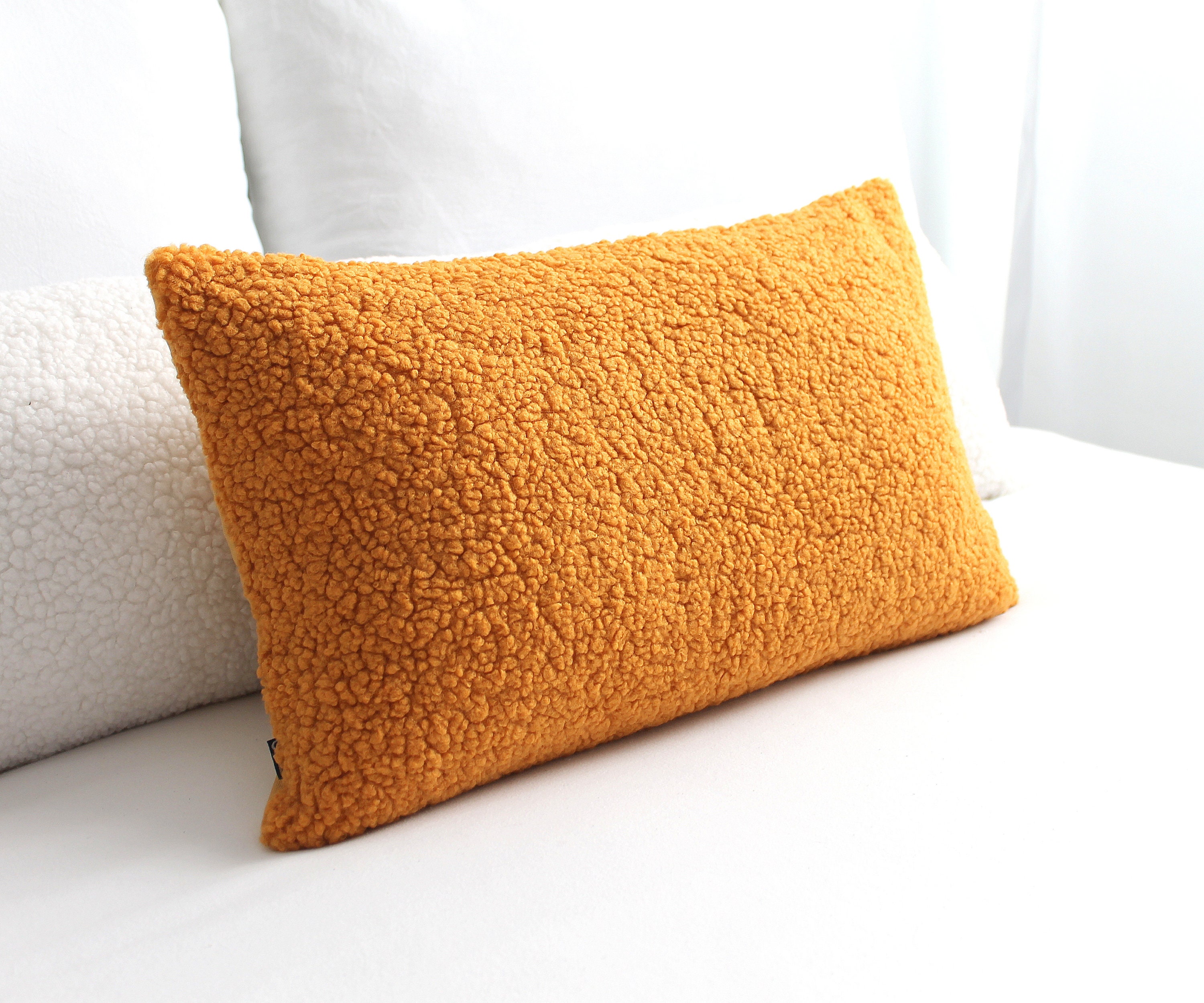 Decorative Pillow Inserts – Kassatex