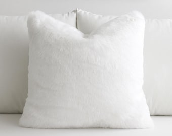 Funda de almohada de lujo de piel sintética – Cojín neutro de felpa blanca brillante – Cojín decorativo suave y acogedor – Decoración texturizada para el hogar