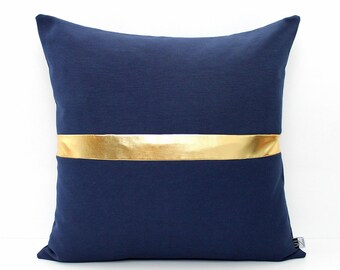 Funda de almohada con bloques de color azul marino y dorado, todos los tamaños, para sala de estar o dormitorio. Cojín elegante.