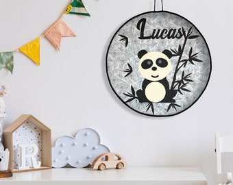 Tableau personnalisé, décoration murale, cadeau naissance, décoration chambre bébé, prénom enfant, panda noir et blanc.
