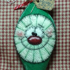Merry Mercury Vintage Ornament Pattern #247 - Primitive Doll Pattern - Christmas - Winter - Vintage - Bulb Ornament - English Only