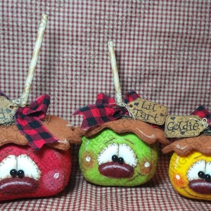 E-Pattern - Caramel Apple Gang Pattern #313 - Primitive Doll E-Pattern - Autumn - Caramel Apples - Red - Green - Golden - English Only