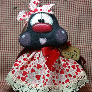 Lovely Little Ladybug Pattern #299 - Primitive Doll Pattern - Valentine - Ladybug - Lovebug - Whimsical - Fiber Art - English Only