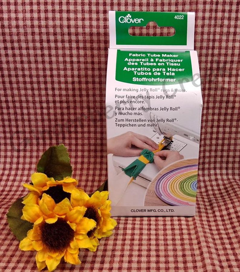 Essential Jelly Roll Rug Kit - Batting Roll - Pattern - Fabric Tube ...