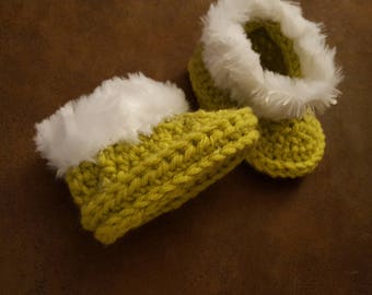 Hand crocheted Baby Booties