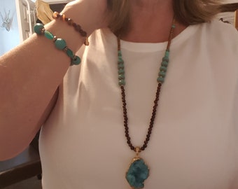 Druzy natural stone  pendant necklace in turquoise