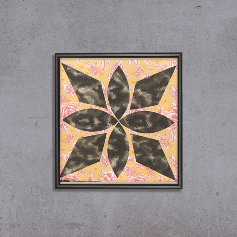 Puede incluir: Una obra de arte enmarcada que presenta un dise&ntilde;o geom&eacute;trico en blanco y negro con un patr&oacute;n floral sobre un fondo amarillo.