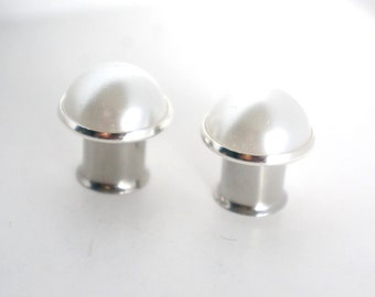 Pearl Ear Gauges 2g 0g 00g 7/16" 1/2" 9/16" 5/8" 8mm 10mm 12mm 14mm 16mm Wedding Plugs