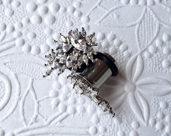 Cubic Zirconia Water Drop Unique Bridal Plugs Gauges 8g 6g 4g Etsy