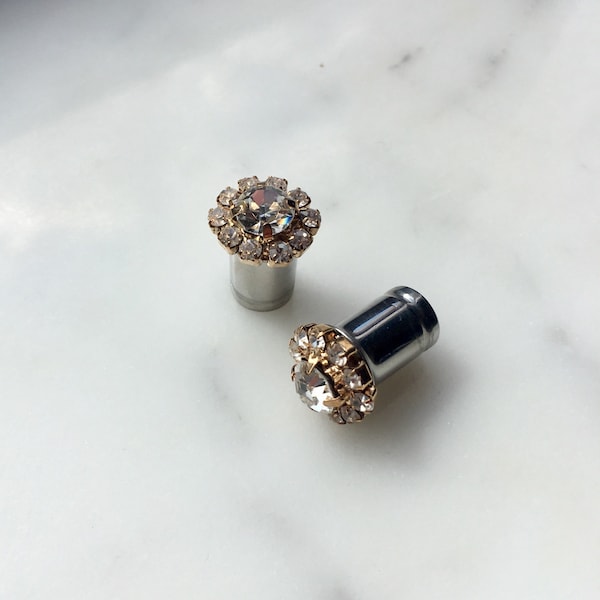 Diamond in gold setting Tunnel Plugs 8g 6g 4g 2g 0g 00g