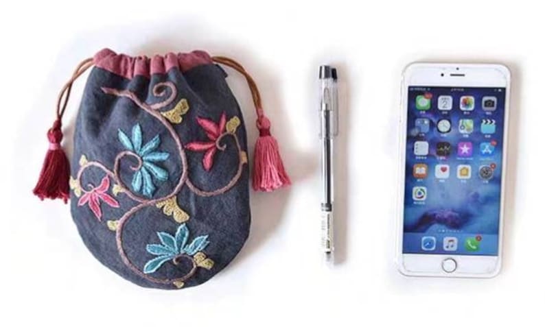 Flower hand embroidery hand bags,bunch of pocket,tulip,lotus