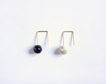 Kimi - Minimalist Earrings, Dainty Gold Earring, Edge Ear Cuff, Marble Earrings, Gift for Her, Modern Simple Trendy