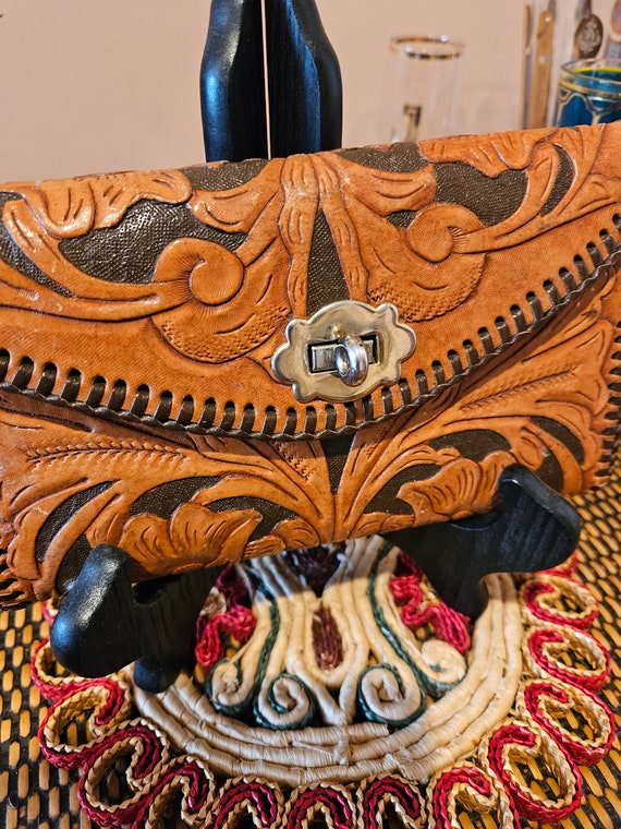 Vintage Handmade Tooled Leather Wallet Clutch Bag - image 6