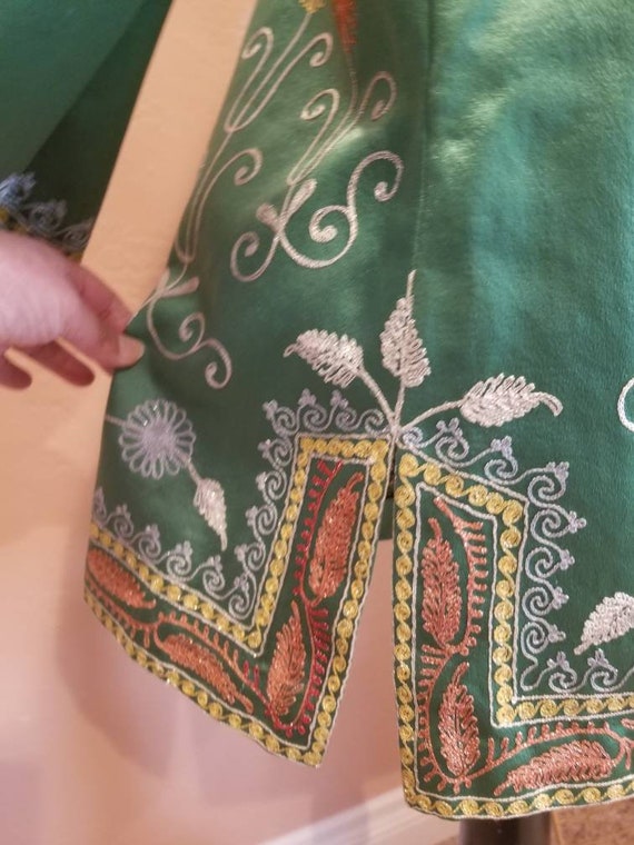 1970s Handmade Embroidered Satin Tunic - image 7
