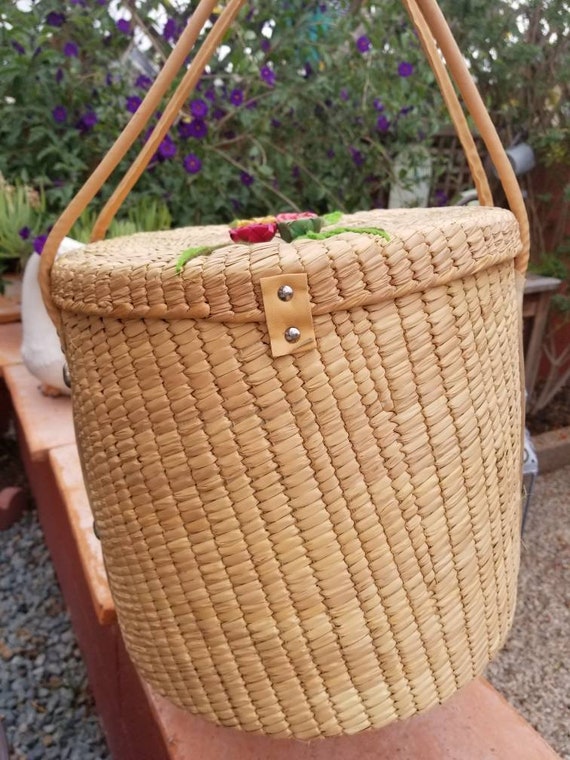 Vintage Mexican Round Woven Large Bag - image 5