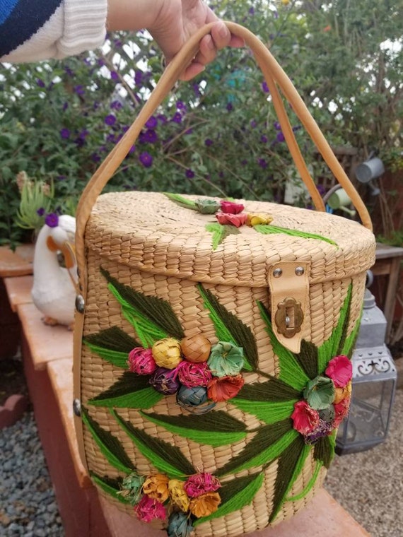 Vintage Mexican Round Woven Large Bag - image 8