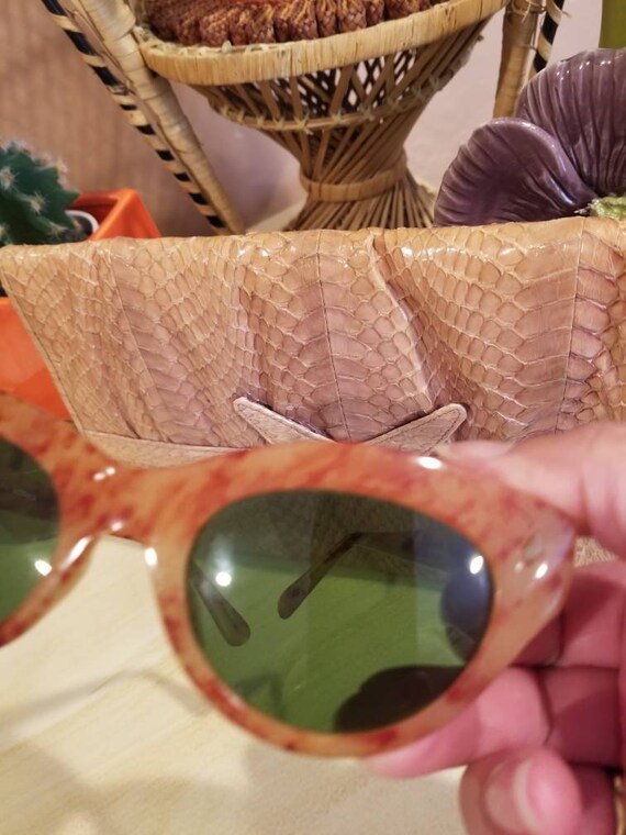 Cat Eye Vintage Sunglasses Marble Swirl Design Gem