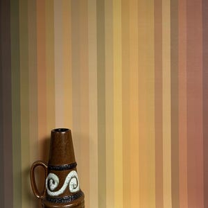 2cm wide striped Wallpaper - Brown to Terracotta