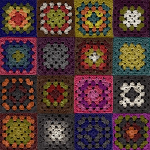 Crocheted Granny square Wallpaper - Multi dark