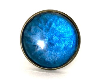 Iridescent midnight blue monochrome cabochon ring, in bronze or silver and glass, adjustable ring.