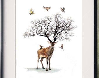 Könnte beinhalten: Ein gerahmtes Aquarellbild eines Hirsches mit einem Baum, der aus seinem Geweih wächst. Der Hirsch steht auf einem weißen Hintergrund mit mehreren kleinen Vögeln, die um ihn herum fliegen.