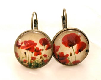 Boucles d'oreille asymétriques, coquelicots vintage, en bronze et verre.