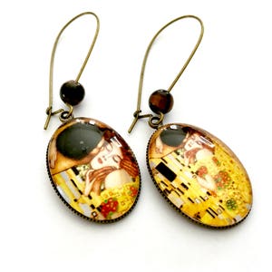 Hanging oval earrings the kiss of Klimt, pearl eye of tiger, glass cabochons and bronze. image 3