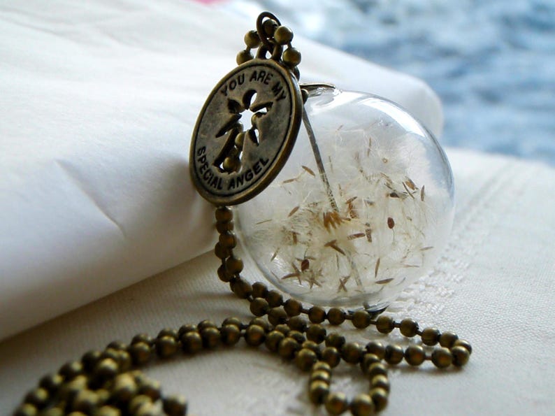 Boucles d'oreille aigrettes de pissenlits et perles de verre artisanale. Bronze. Fleurs séchées. image 3