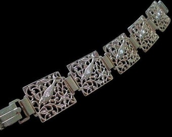 Dazzling 1950s MIDCENTURY Germany Goldtone Eloxal Aluminum Openwork "Under-the-Sea" FISH BRACELET