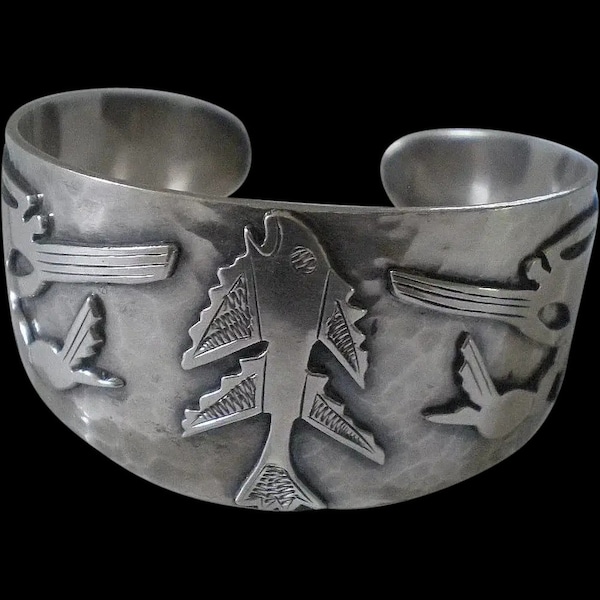 GRAZIELLA LAFFI 1950s Peru Abstract Tribal Hammered Sterling Silver Sea Creatures CUFF Bracelet ~ 60 Grams ~ Rarefied Statement Piece!