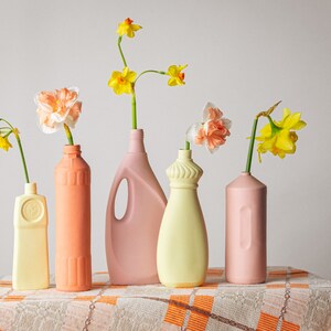 Pink porcelain bottle vase 2 image 3