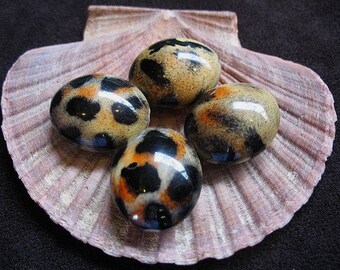 Vintage Lucite Beads Leopard Pattern 24mmx20mmx12mm - Four