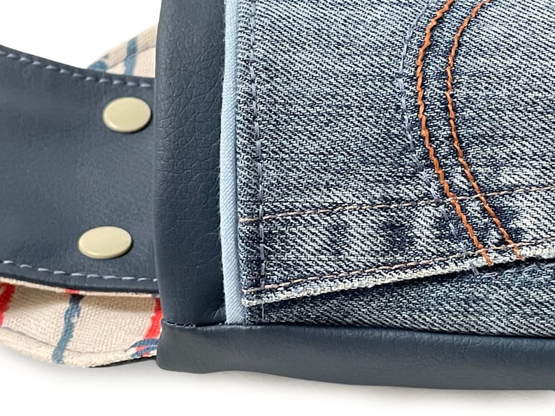 Belt bag Wallaby Upcycling jeans Space for wallet Keys Work material Waiter's bag image 4