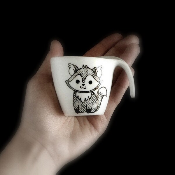 Fox espresso cup with saucer in black and white