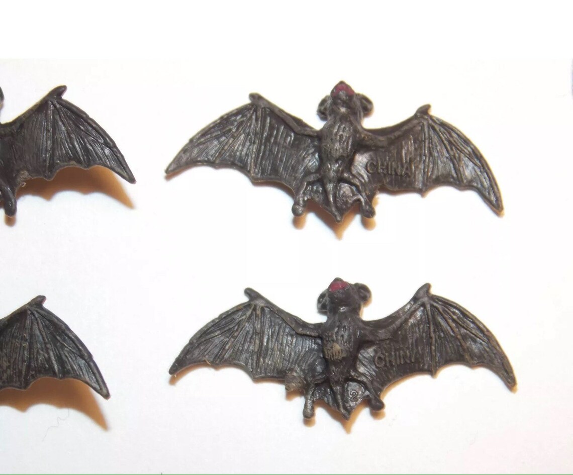 Dollhouse Miniature Halloween Bats 6 Detailed 112 in Scale Etsy