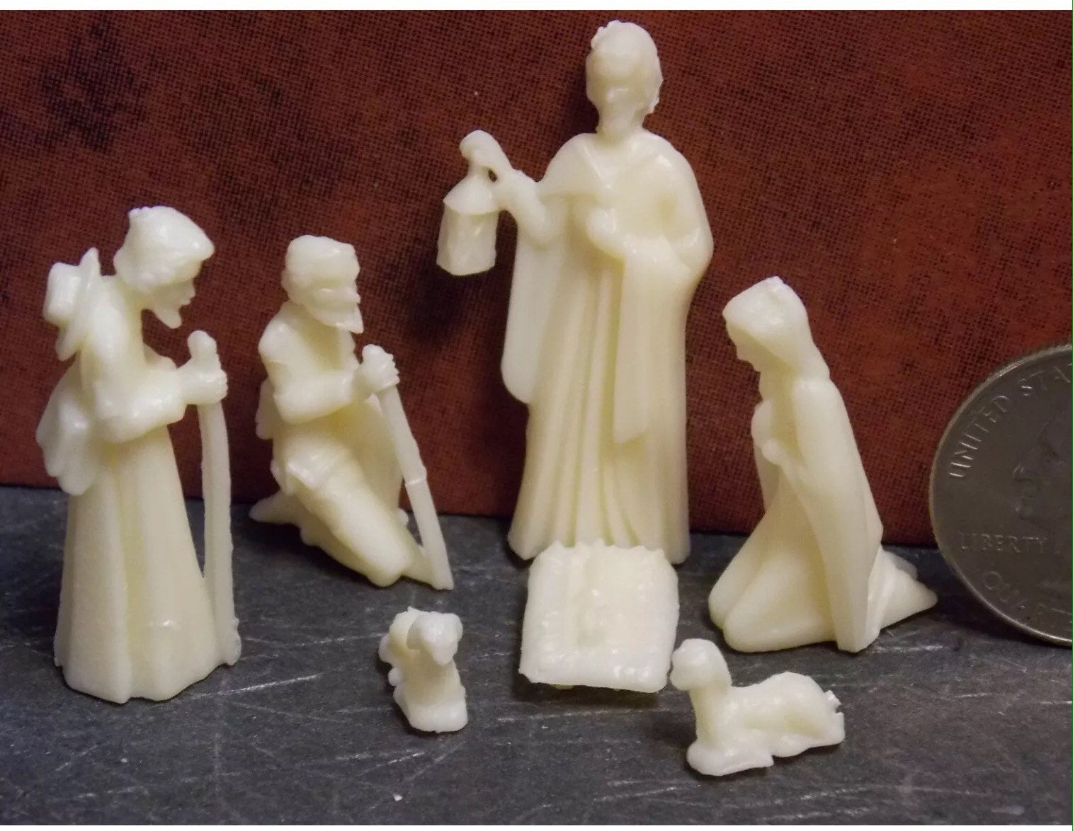 Miniatura per casa delle bambole in scala 1/12 - Tappeto natalizio con fiocchi di neve (1092) - Italia