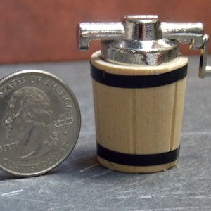 Dollhouse Miniature Kitchen Ice Cream Maker 1:12 one inch scale D324 Dollys Gallery