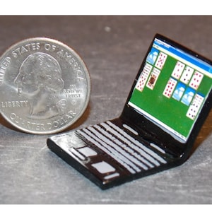 Dollhouse Miniature Laptop Computer 1:12 one inch scale C58 Dollys Gallery