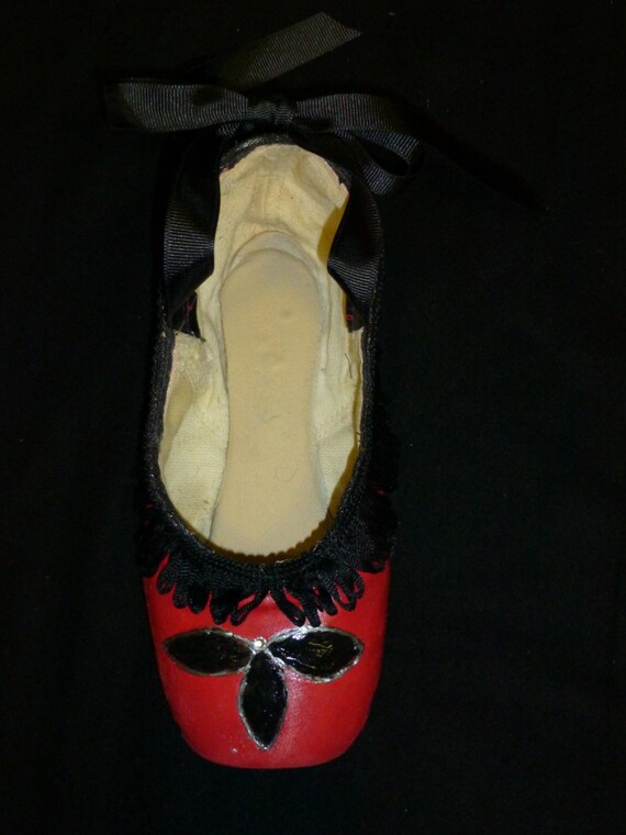 Items similar to Decorative pointe shoe spanish, nutcracker on Etsy