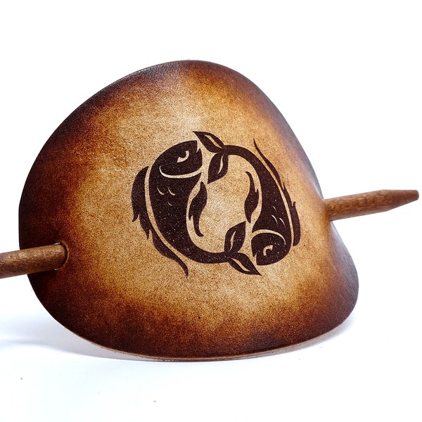 Leather Hair slide - Zodiac sign pisces - Vickys World - Hair clip leather