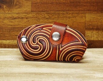 Leder Schlüsselbund Schlüsseletui Saddle OX Swirl Dark Individualisierbar Handgefertigt in Deutschland Vickys World